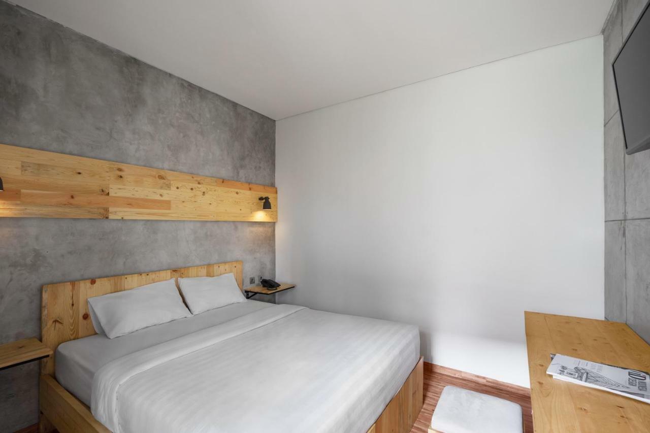 The Journey Hotel Джокякарта Екстериор снимка
